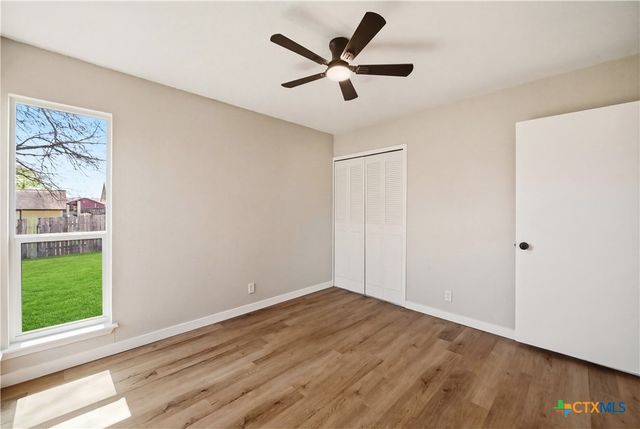 7522 Wishing Oaks Street, San Antonio, TX 78233