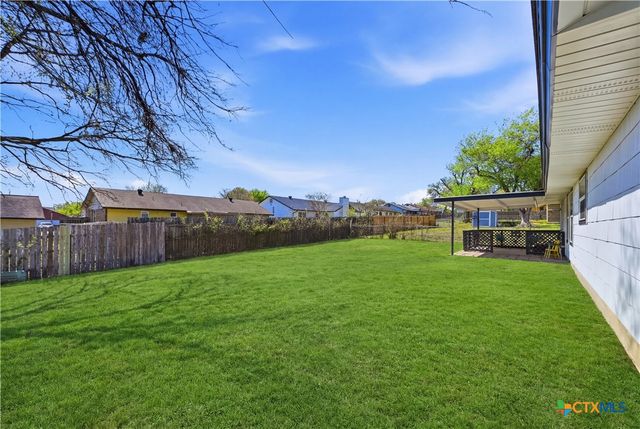 7522 Wishing Oaks Street, San Antonio, TX 78233