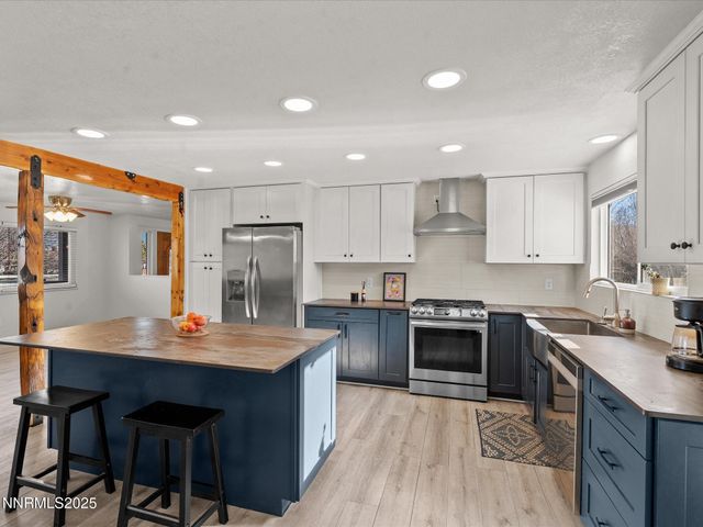 1235 Koontz Lane, Carson City, NV 89701