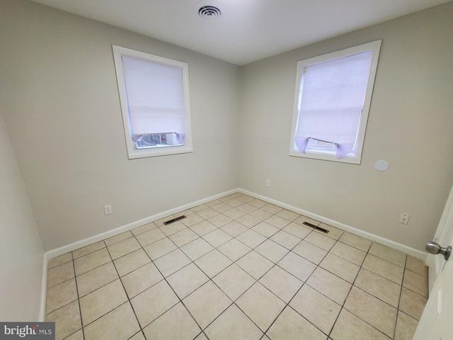 185 KINSLEY RD, Pemberton, NJ 08068