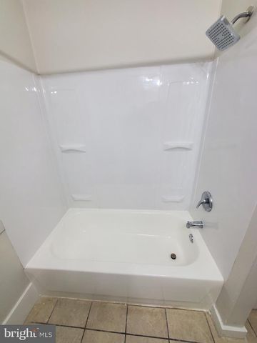 185 KINSLEY RD, Pemberton, NJ 08068