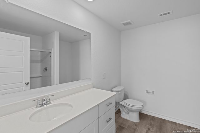 1331 VALLARTA CENTRO, Converse, TX 78109