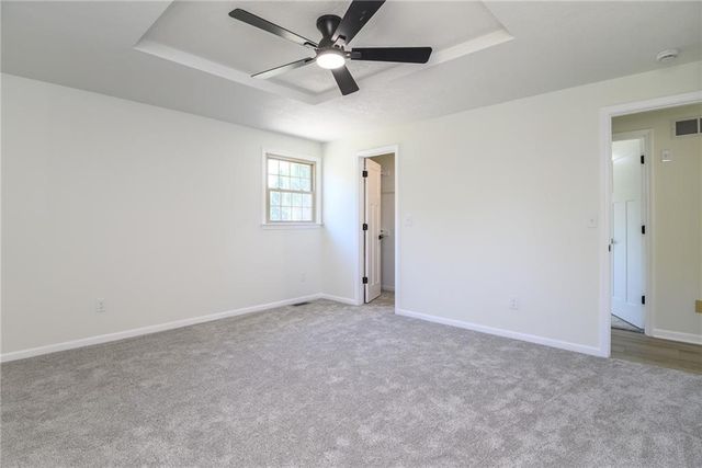 10595 Bradshaw Street, Lenexa, KS 66215