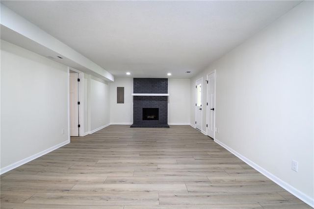 10595 Bradshaw Street, Lenexa, KS 66215