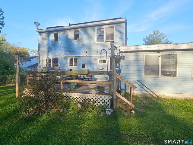 18 Chelsea Lane, Windsor, CT 06095