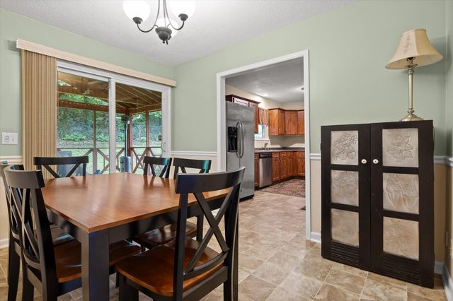 8462 Cross Timbers Circle, Hixson, TN 37343
