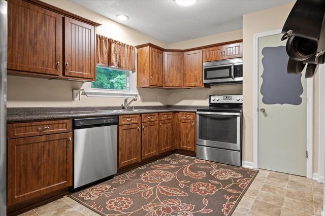 8462 Cross Timbers Circle, Hixson, TN 37343
