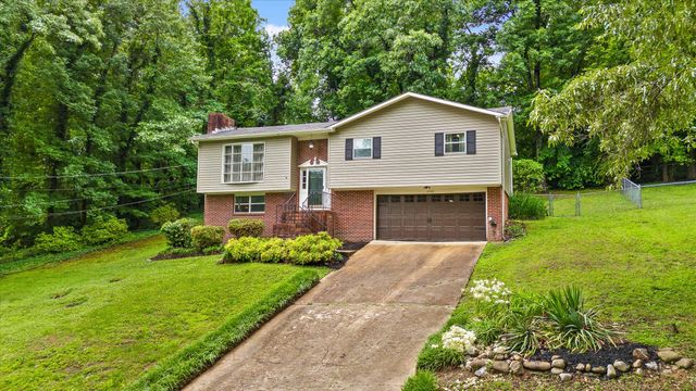 8462 Cross Timbers Circle, Hixson, TN 37343
