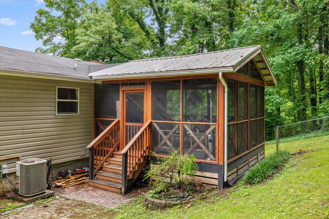 8462 Cross Timbers Circle, Hixson, TN 37343