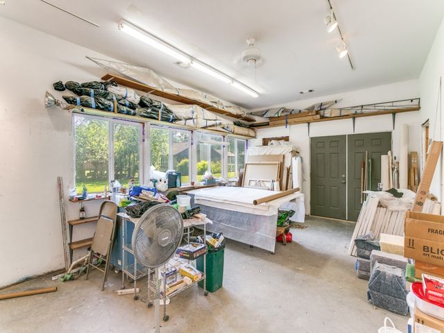 810 S Jefferson Street, Irving, TX 75060