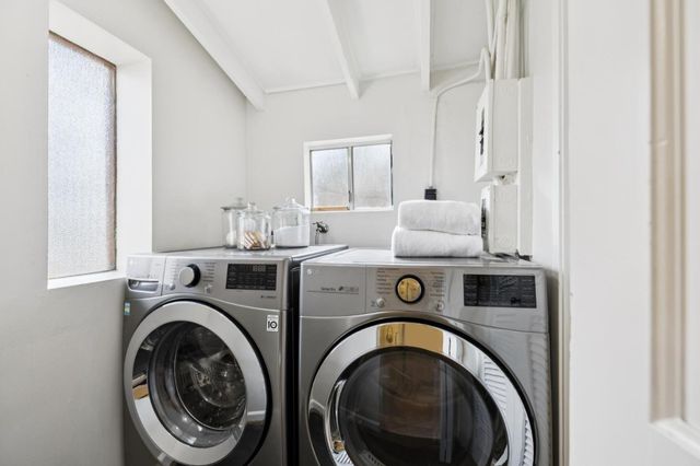 76 Old Spanish Trail, Portola Valley, CA 94028