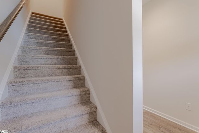 8 Sabine Leaf Court, Greer, SC 29650