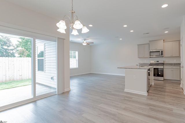 8 Sabine Leaf Court, Greer, SC 29650