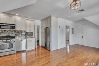 119 Dwight Street 3, New Haven, CT 06511