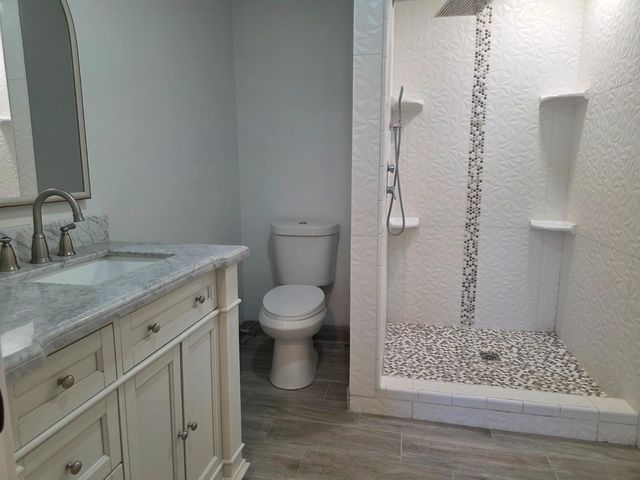 5454 E Butler Avenue, Fresno, CA 93727