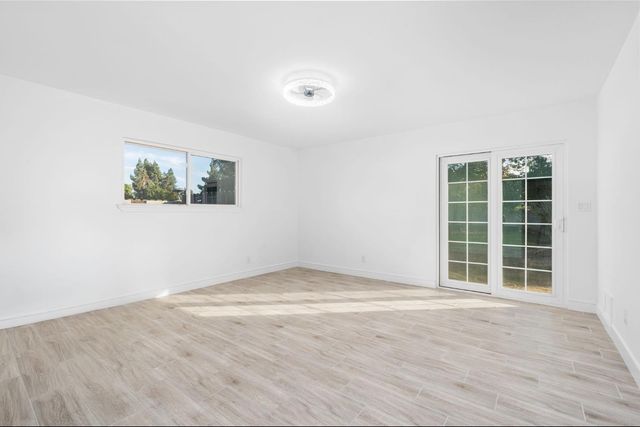 5454 E Butler Avenue, Fresno, CA 93727