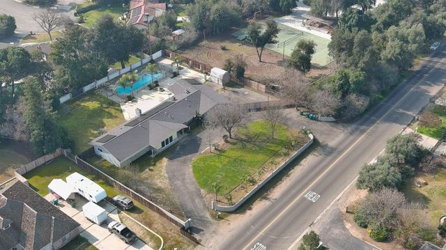 5454 E Butler Avenue, Fresno, CA 93727