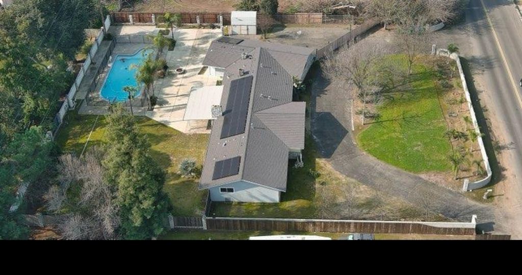 Image 3 of property listing at 5454 E Butler Avenue, Fresno, CA 93727