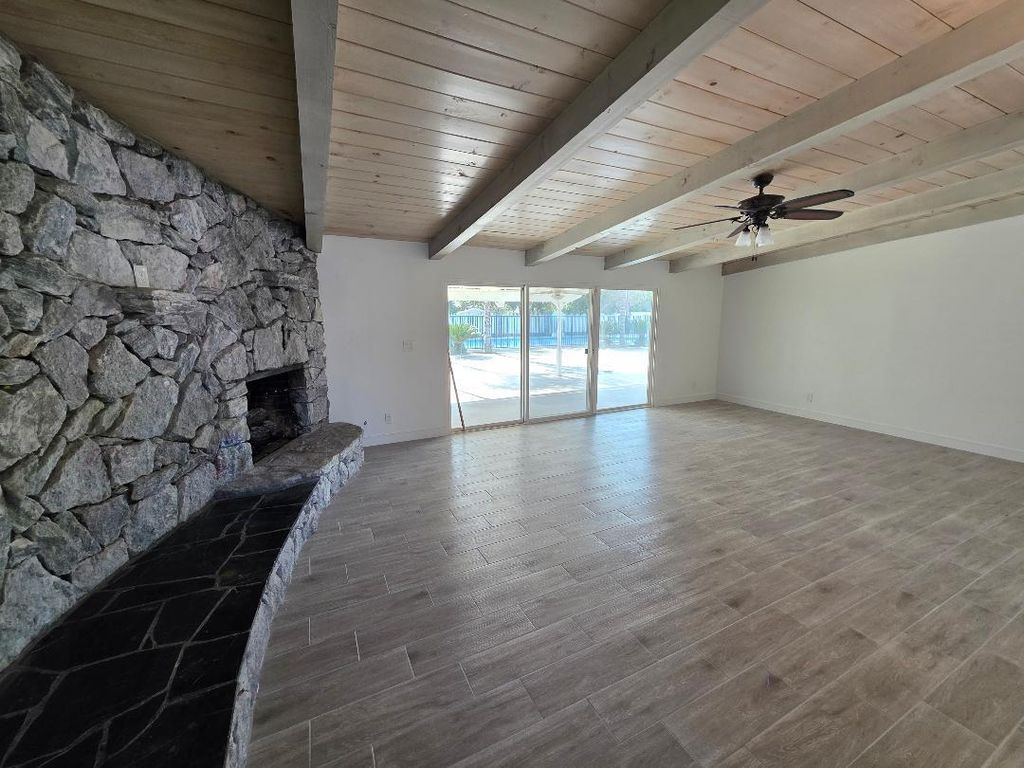 Image 6 of property listing at 5454 E Butler Avenue, Fresno, CA 93727