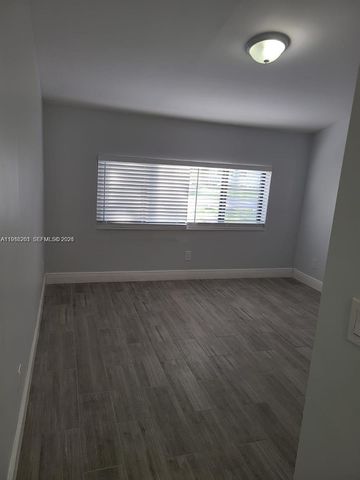 2008 NE 4th Ave R, Wilton Manors, FL 33305