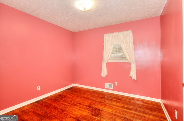 2261 Clairmont Circle, Snellville, GA 30078