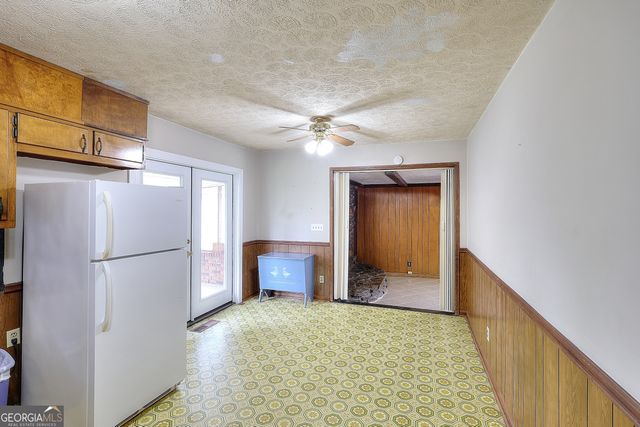 2261 Clairmont Circle, Snellville, GA 30078