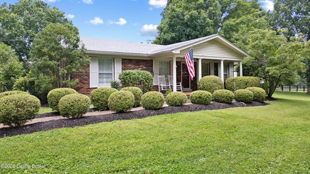 7420 Routt Rd, Jeffersontown, KY 40299