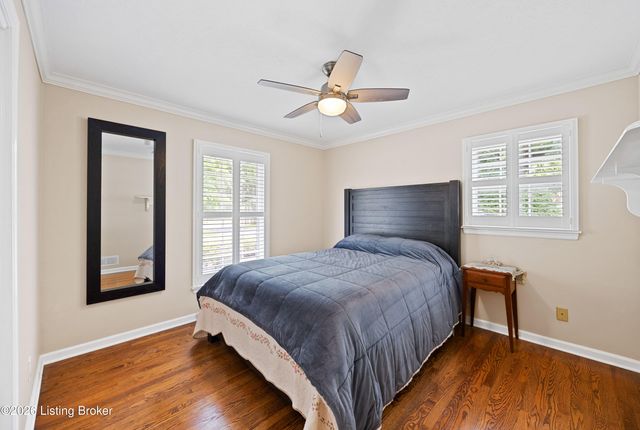 7420 Routt Rd, Jeffersontown, KY 40299