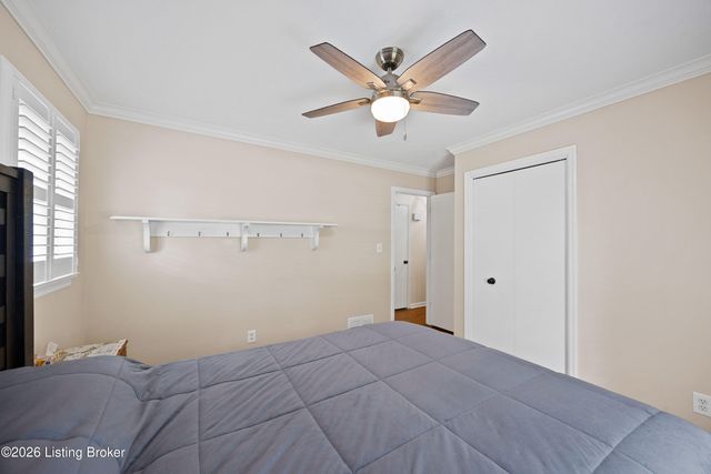 7420 Routt Rd, Jeffersontown, KY 40299