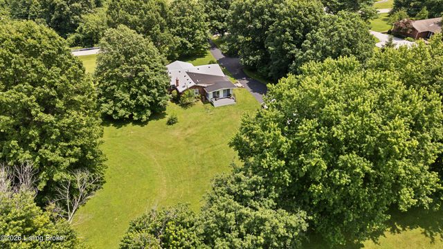 7420 Routt Rd, Jeffersontown, KY 40299