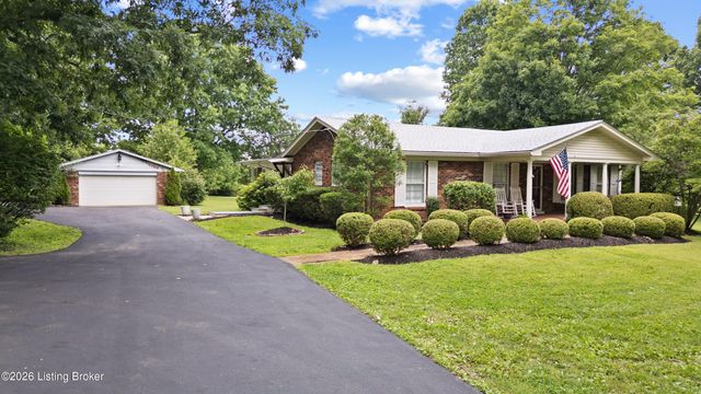 7420 Routt Rd, Jeffersontown, KY 40299