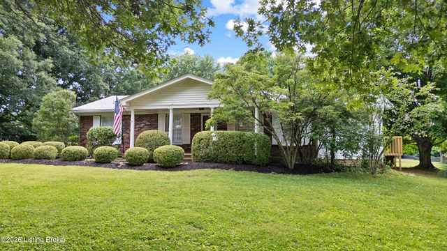 7420 Routt Rd, Jeffersontown, KY 40299