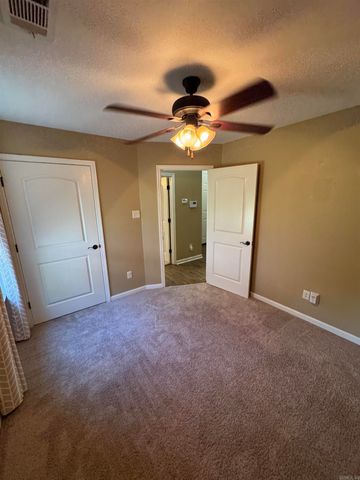 3092 Glasgow, Benton, AR 72015