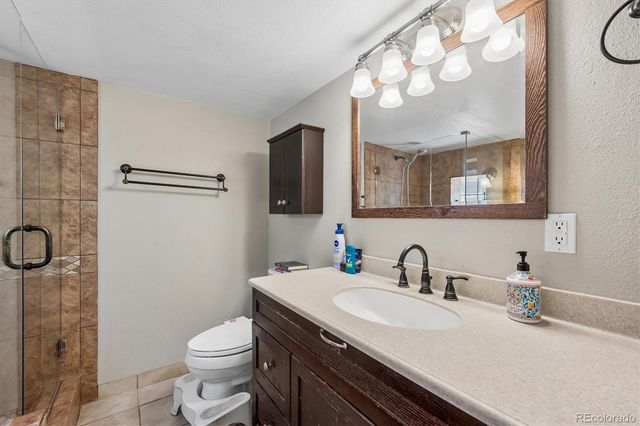 2637 N Garfield Street, Denver, CO 80205