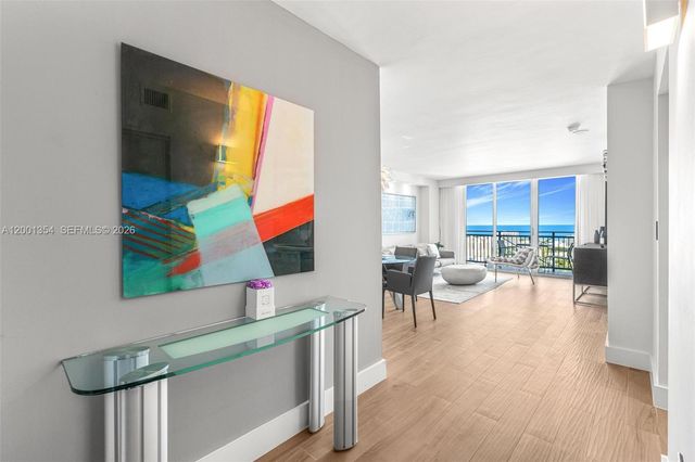 90 Alton Rd 2305, Miami Beach, FL 33139