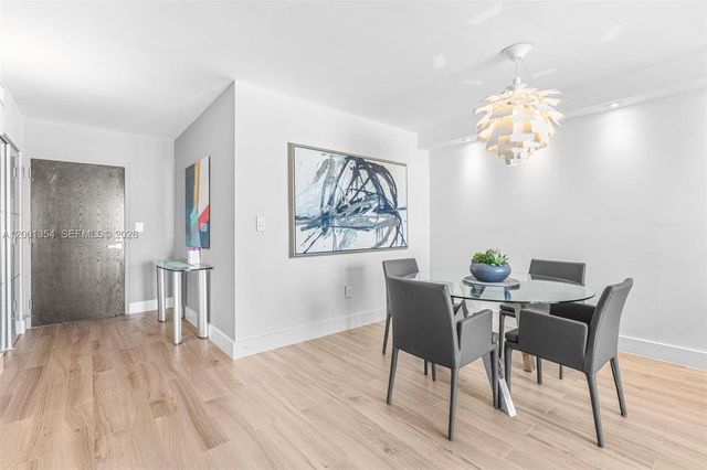 90 Alton Rd 2305, Miami Beach, FL 33139