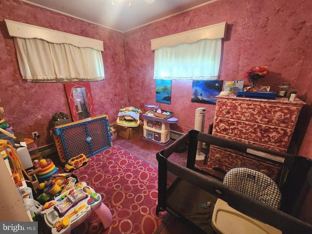 59 VERMONT LN, Levittown, PA 19054