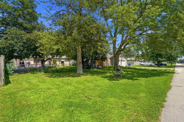 1619 Wakonda Drive, Waterloo, IA 50703