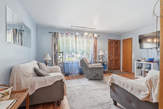 1619 Wakonda Drive, Waterloo, IA 50703