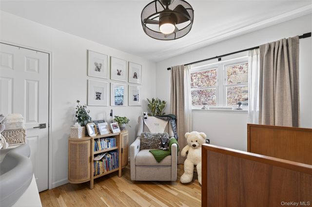 182 W 21st Street, Deer Park, NY 11729