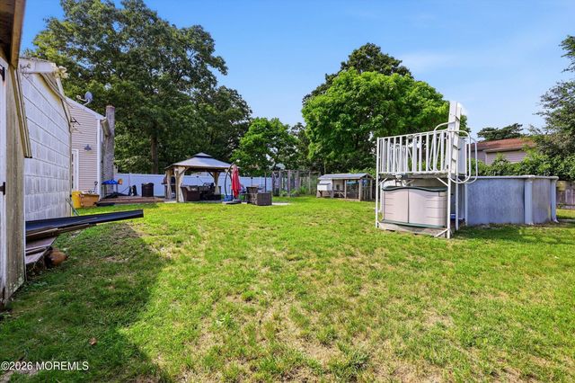 10 Georgian Boulevard, Jackson, NJ 08527