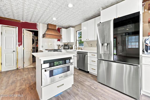 10 Georgian Boulevard, Jackson, NJ 08527
