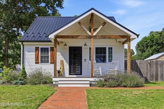 10 Georgian Boulevard, Jackson, NJ 08527