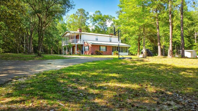 18 Shamrock Lane, Carriere, MS 39426