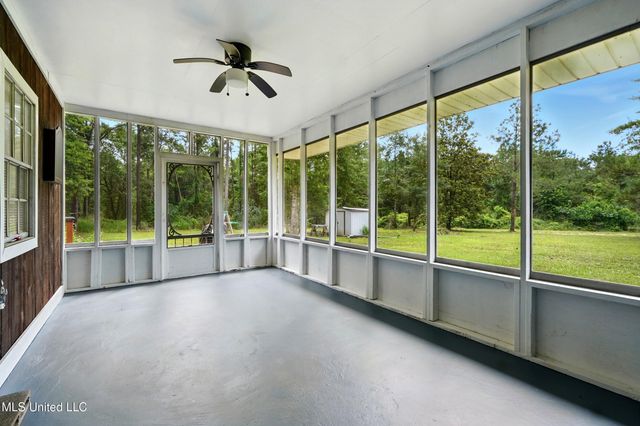 18 Shamrock Lane, Carriere, MS 39426