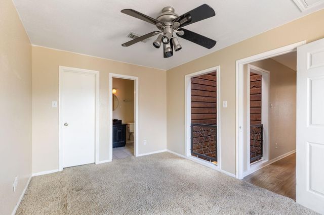 1919 Place Rebecca Lane H16, Houston, TX 77090