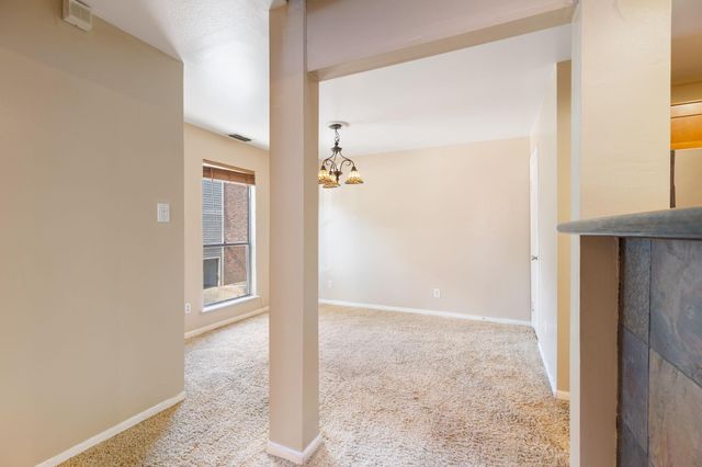 1919 Place Rebecca Lane H16, Houston, TX 77090