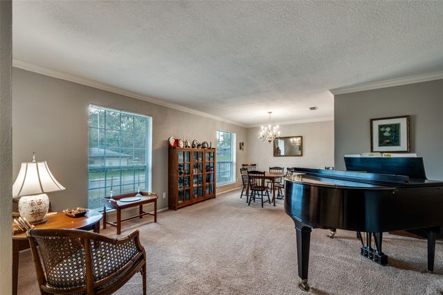 4409 Chedlea Avenue, Fort Worth, TX 76133