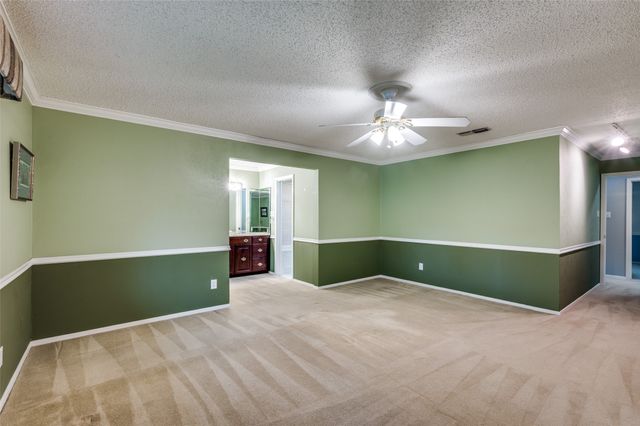 4409 Chedlea Avenue, Fort Worth, TX 76133