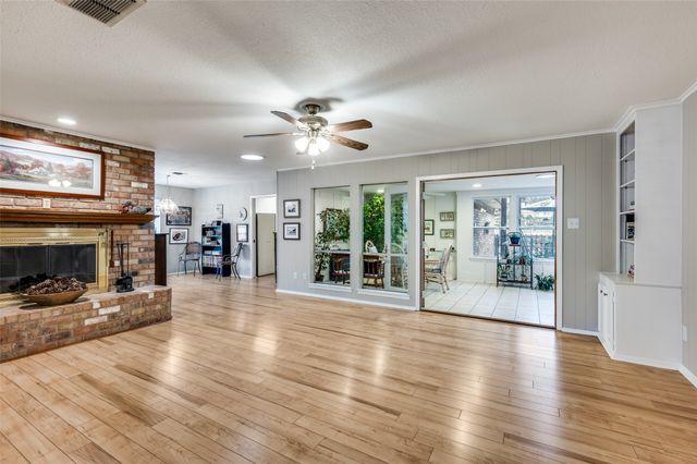 4409 Chedlea Avenue, Fort Worth, TX 76133